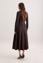 Weit schwingendes Hemdblusenkleid aus Baumwoll Twill, slim in Braun |  Seidensticker Onlineshop
