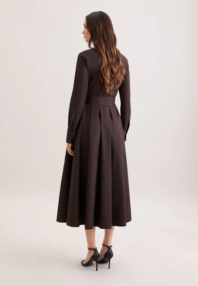 Weit schwingendes Hemdblusenkleid aus Baumwoll Twill, slim in Braun |  Seidensticker Onlineshop