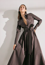 Wide swinging shirt dress made of cotton twill, slim in Braun |  Seidensticker Onlineshop