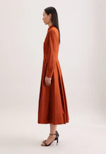 Weit schwingendes Hemdblusenkleid aus Baumwoll Twill, slim in Orange |  Seidensticker Onlineshop