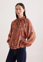 Satinierte Rüschenbluse mit Bindeband in Orange |  Seidensticker Onlineshop