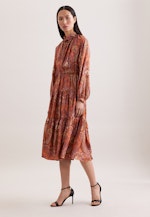 Satiniertes Rüschenkleid mit Stufen in Orange |  Seidensticker Onlineshop