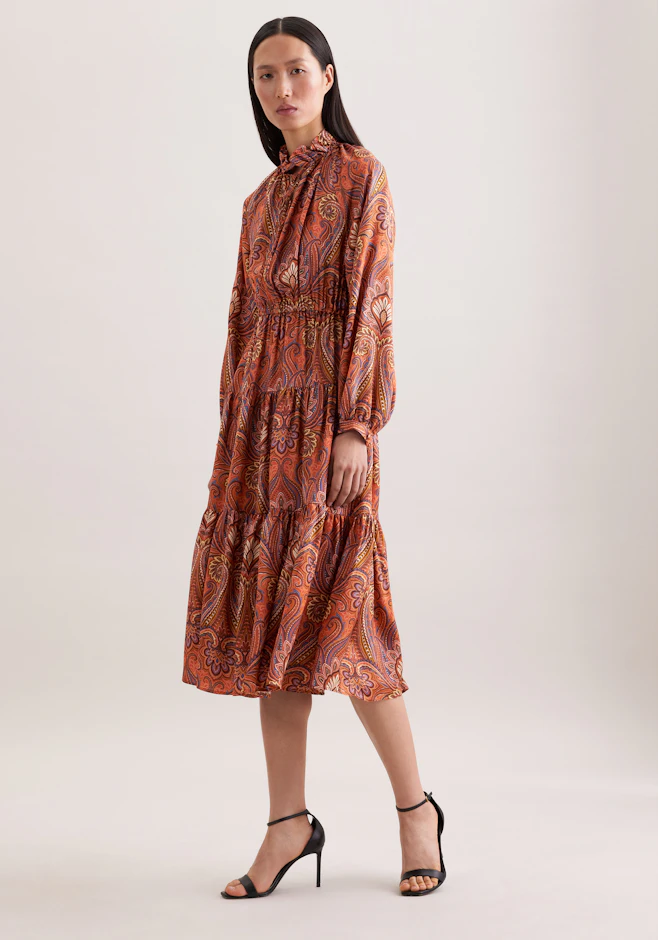 Satiniertes Rüschenkleid mit Stufen in Orange | Seidensticker Onlineshop