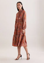 Satiniertes Rüschenkleid mit Stufen in Orange |  Seidensticker Onlineshop