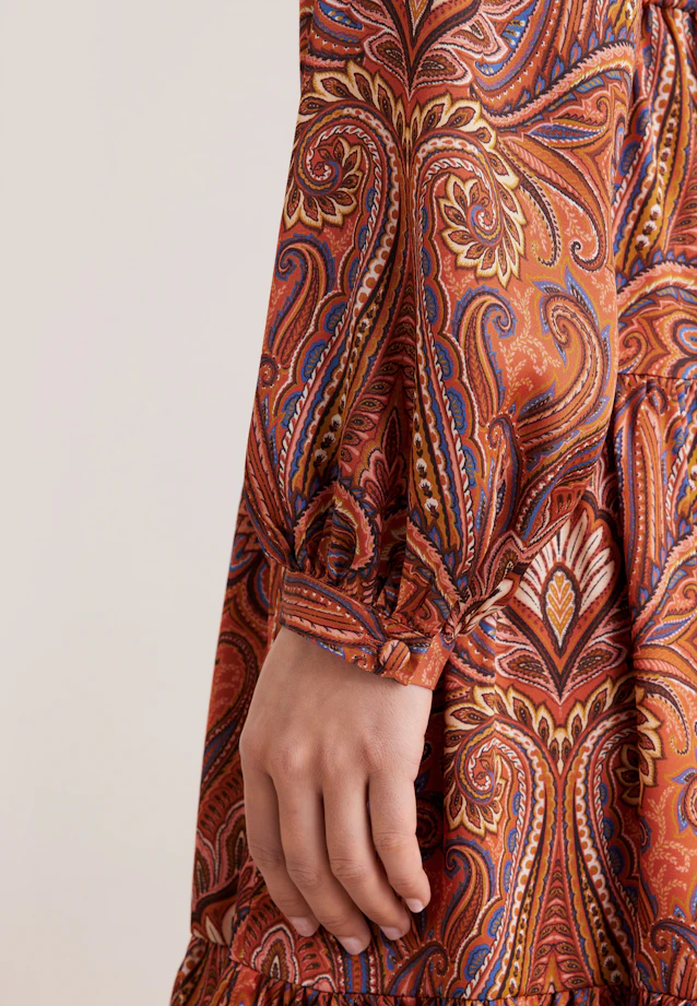 Satiniertes Rüschenkleid mit Stufen in Orange |  Seidensticker Onlineshop