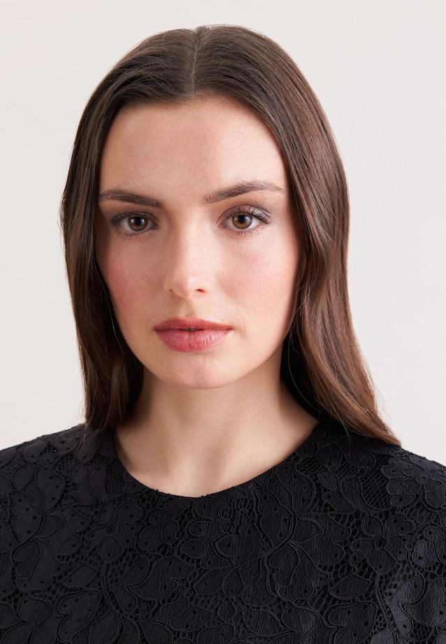 Oversized Shirt aus Spitze in Schwarz |  Seidensticker Onlineshop