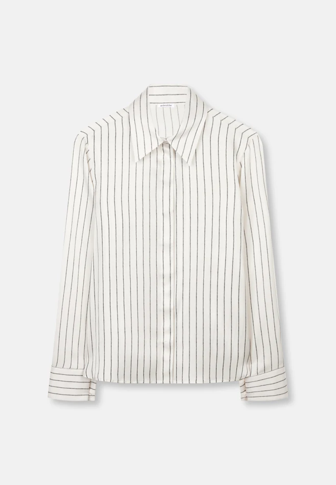 Satinierte Hemdbluse mit hohen Ärmelschlitzen in Weiß | Seidensticker online shop