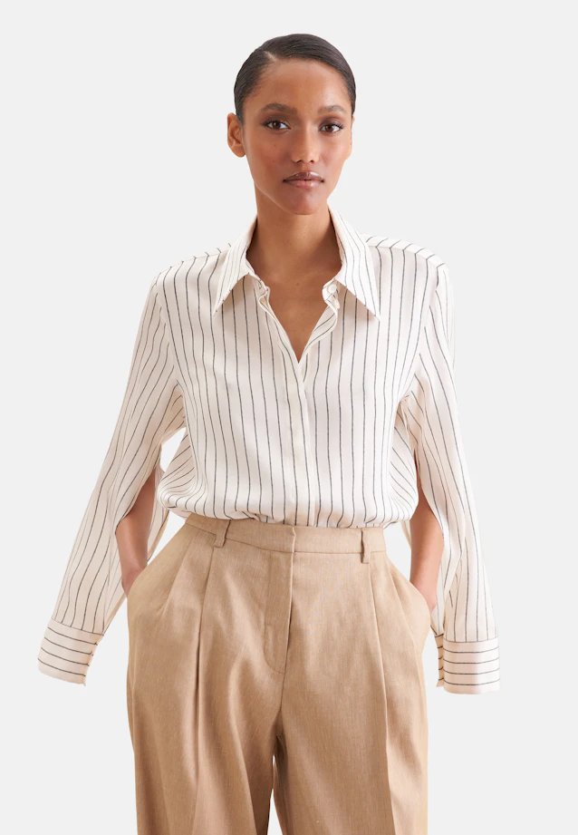 Satin shirt blouse with high sleeve slits in Weiß |  Seidensticker Onlineshop