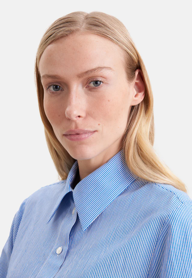 Flowing shirt blouse in viscose mix in Mittelblau |  Seidensticker Onlineshop