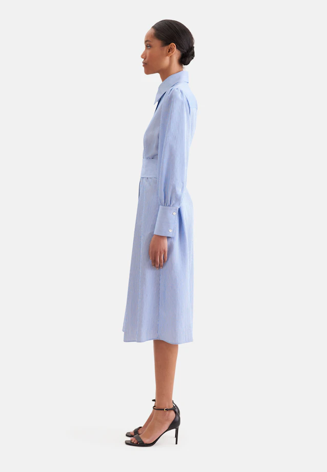 Fliessendes Hemdblusenkleid aus Viskose Mix in Mittelblau |  Seidensticker Onlineshop