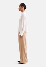 Stand-up collar blouse with high cuff made of viscose-linen mix in Weiß |  Seidensticker Onlineshop