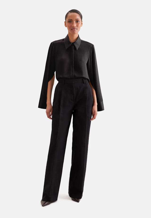 Hemdbluse mit hohen Ärmelschlitzen aus Satin in Schwarz |  Seidensticker Onlineshop