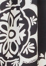 Satinierte Tunika mit Raglanärmeln in Noir |  Seidensticker Onlineshop