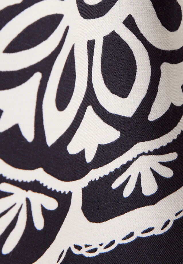 Satinierte Tunika mit Raglanärmeln in Schwarz |  Seidensticker Onlineshop