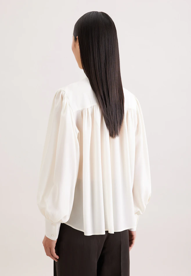 Hemdbluse mit Kräuseln und Volumenärmeln in Weiß | Seidensticker Onlineshop