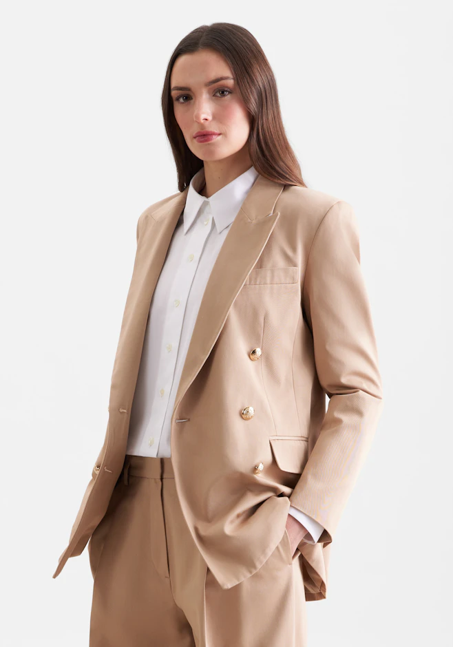 Zweireihiger Blazer mit Pattentaschen aus Baumwolltwill in Beige | Seidensticker Onlineshop