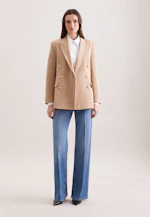 Zweireihiger Blazer mit Pattentaschen aus Baumwolltwill in Beige |  Seidensticker Onlineshop