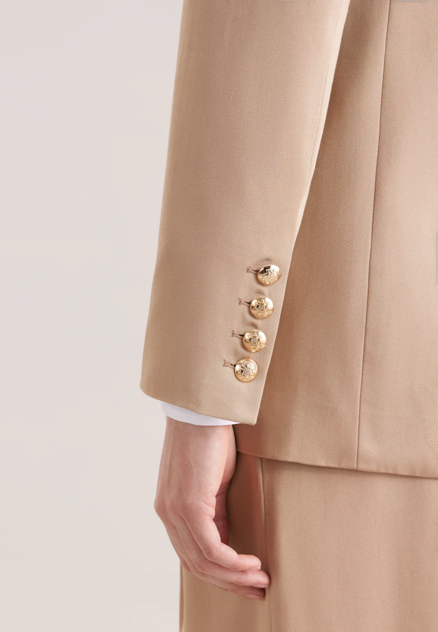 Zweireihiger Blazer mit Pattentaschen aus Baumwolltwill in Beige |  Seidensticker Onlineshop