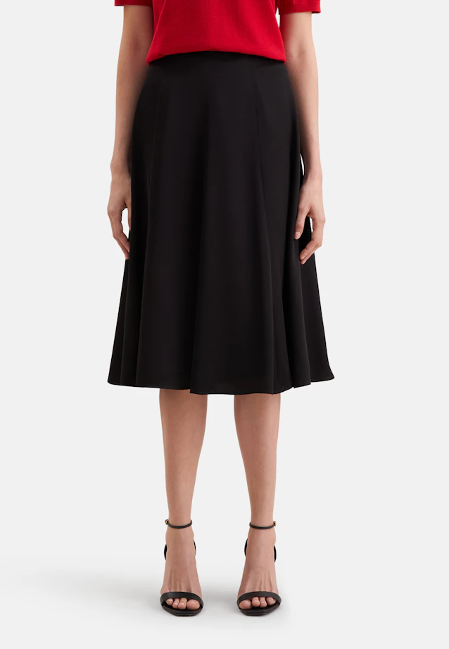 Wide swinging satin panel skirt in Schwarz |  Seidensticker Onlineshop