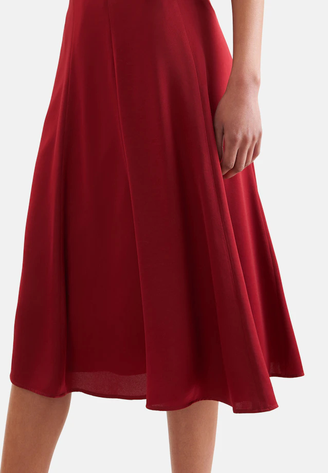 Wide swinging satin panel skirt in Rot |  Seidensticker Onlineshop