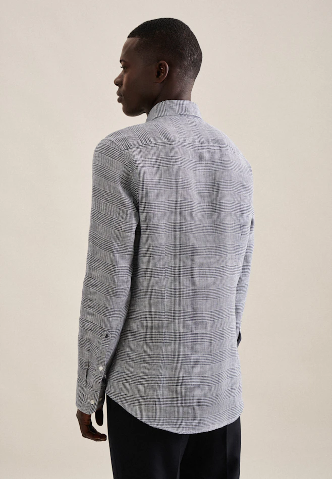 Shaped Business shirt Check in Dark Blue | Seidensticker online shop