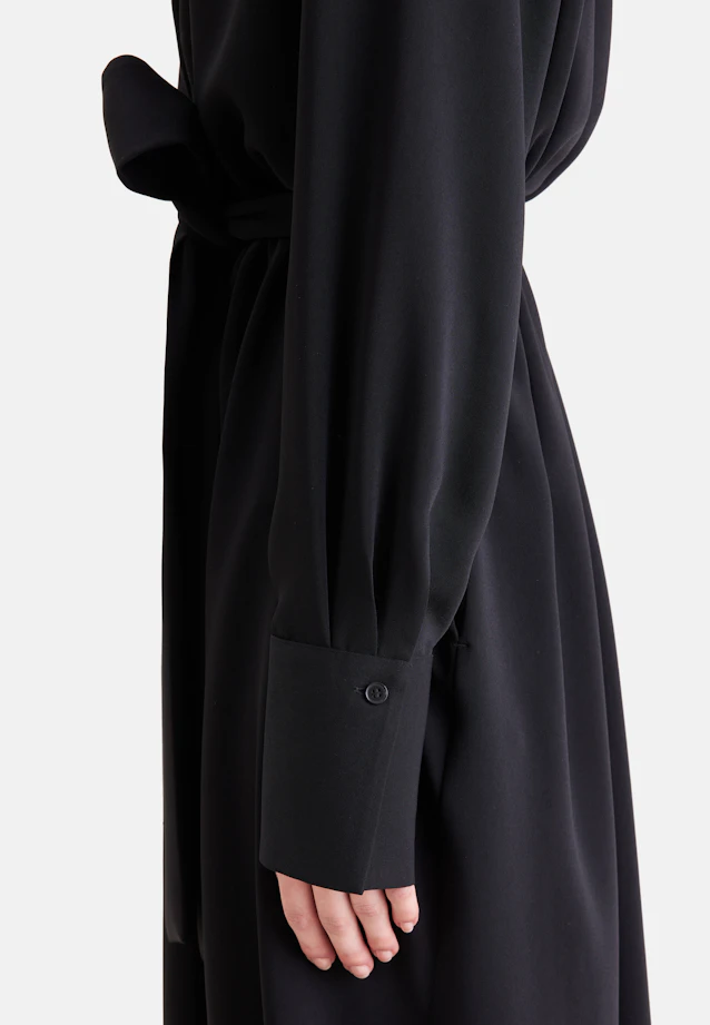 Flowing tunic dress with stand-up collar in Schwarz |  Seidensticker Onlineshop