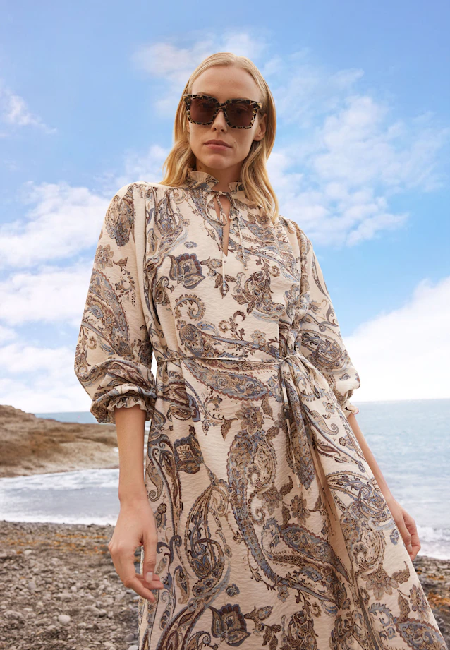 Robe tunique ludique avec des détails à volants et ceinture à la taille in Bleu Clair |  Seidensticker Onlineshop