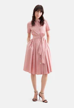 Robe-chemise avec jupe flottante en coton extensible, coupe moulante in Rose Fuchsia |  Seidensticker Onlineshop