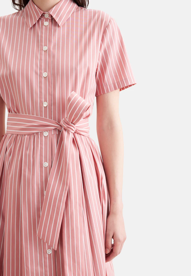 Hemdblusenkleid mit schwingendem Rock aus Baumwoll Stretch, slim fit in Rosa |  Seidensticker Onlineshop