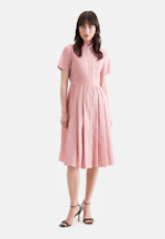 Hemdblusenkleid mit schwingendem Rock aus Baumwoll Stretch, slim fit in Rosa |  Seidensticker Onlineshop