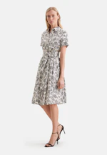 Hemdblusenkleid mit schwingendem Rock aus Baumwollsatin, slim in Weiß |  Seidensticker Onlineshop