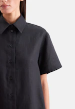 Halbarm Hemdbluse aus 100% Leinen in Schwarz |  Seidensticker Onlineshop