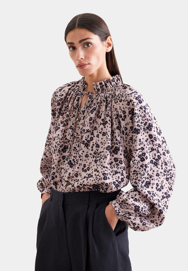 Satinierte Rüschenbluse mit Bindeband in Rosa |  Seidensticker Onlineshop