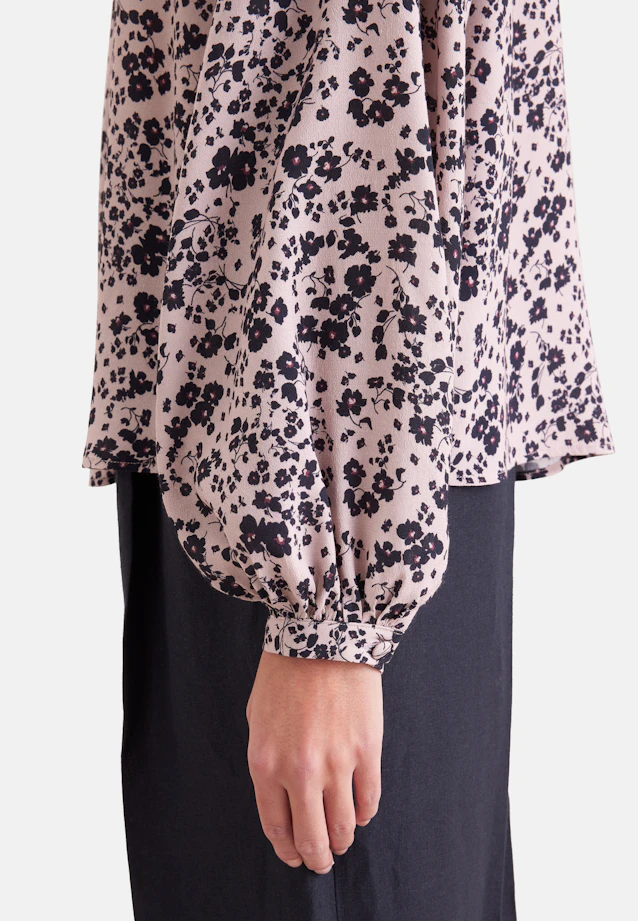Satinierte Rüschenbluse mit Bindeband in Rosa |  Seidensticker Onlineshop