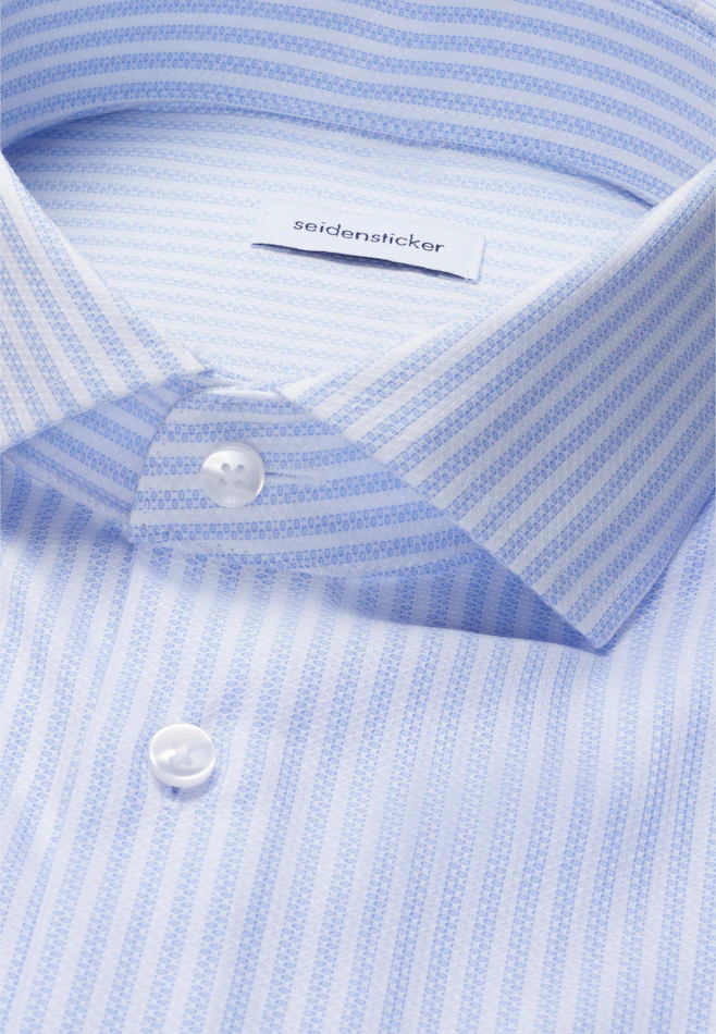 Shaped Chemise d'affaires Rayures dans Bleu Moyen | Boutique en ligne Seidensticker