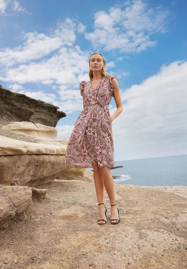 Verspieltes Kleid mit Rüschen in Rosa |  Seidensticker Onlineshop