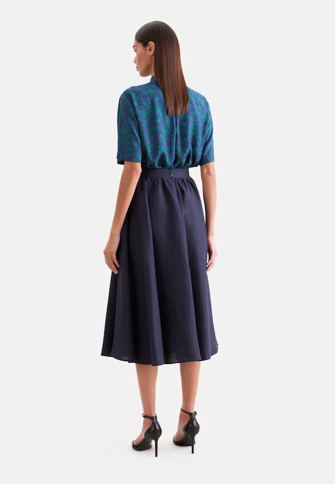 Wide swinging skirt with waistband made of 100% linen in Dunkelblau | Seidensticker online shop