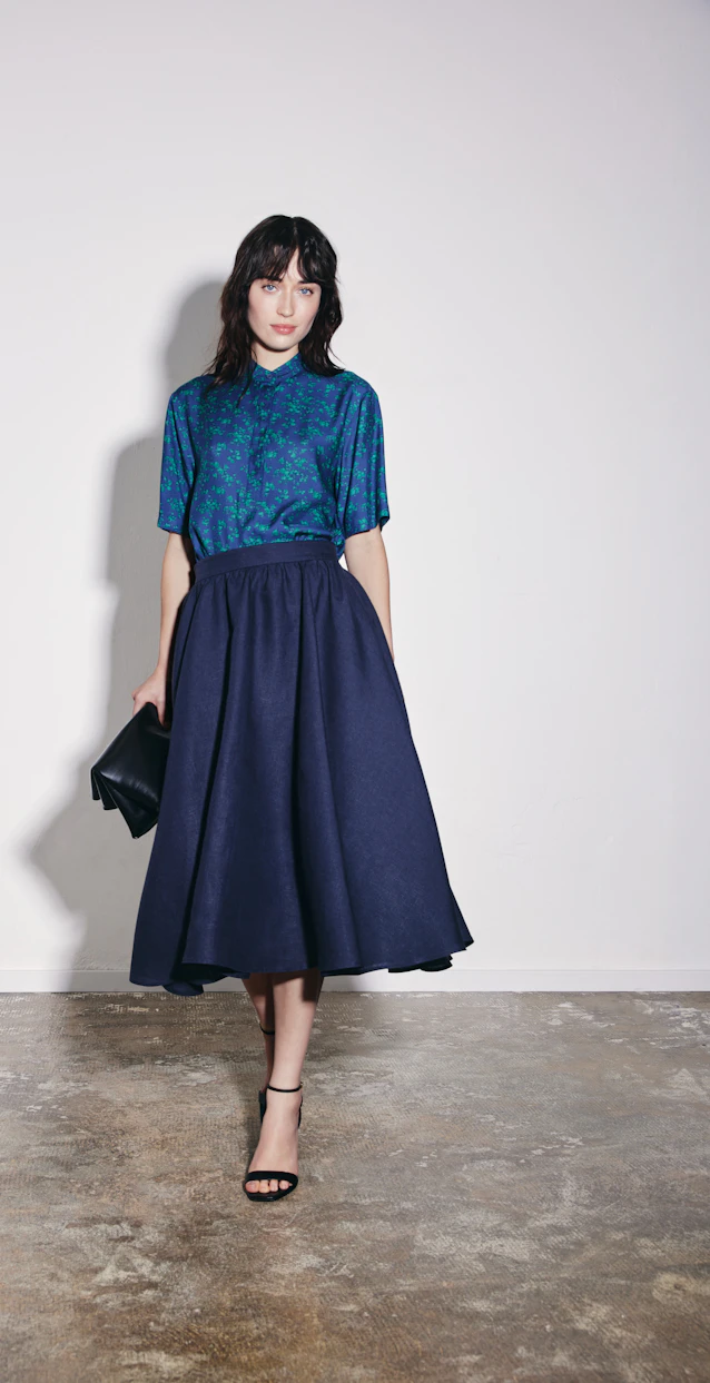 Jupe large et flottante avec ceinture faite de 100 % lin in Bleu Foncé |  Seidensticker Onlineshop