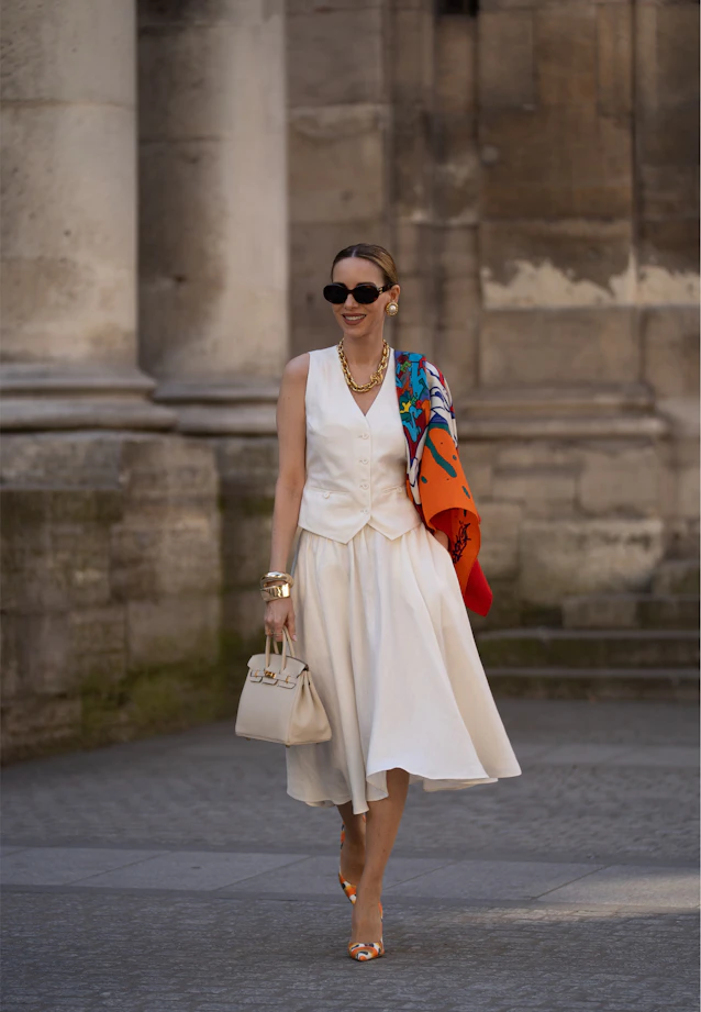 Wide swinging skirt with waist belt made of 100% linen in Weiß |  Seidensticker Onlineshop