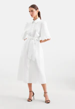 Hemdblusenkleid mit Stickerei und Taillengürtel aus 100% Leinen in Weiß |  Seidensticker Onlineshop
