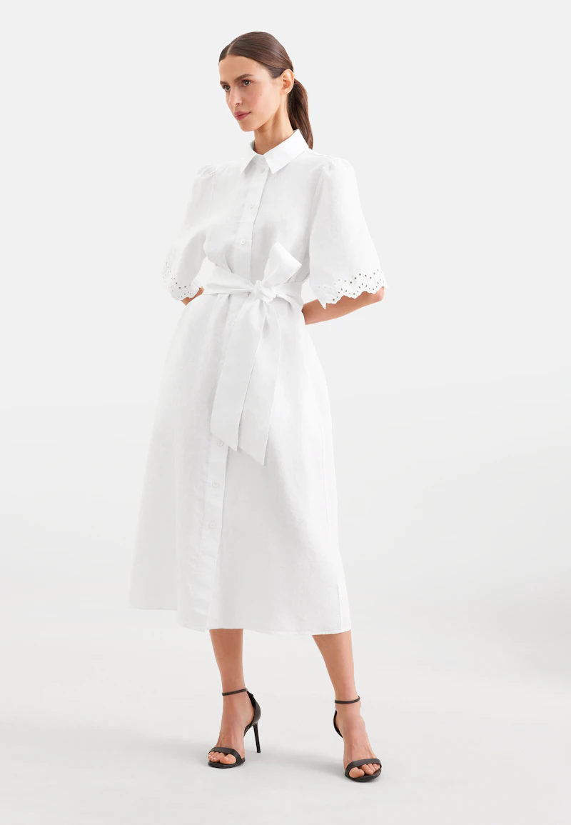 Hemdblusenkleid mit Stickerei und Taillengürtel aus 100% Leinen