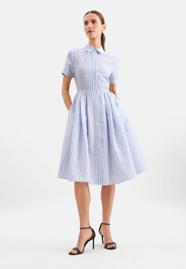 Robe-chemise avec jupe flottante en mélange de lin, slim in Bleu Clair |  Seidensticker Onlineshop