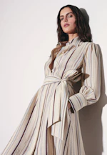 Fliessendes Hemdblusenkleid aus Viskose Mix in Beige |  Seidensticker Onlineshop