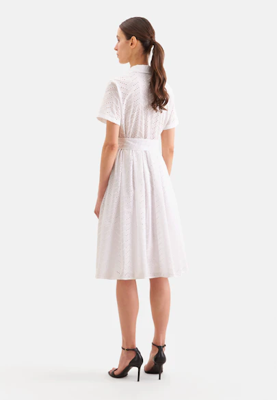 Stickerei Hemdblusenkleid mit schwingendem Rock, slim in Weiß |  Seidensticker Onlineshop
