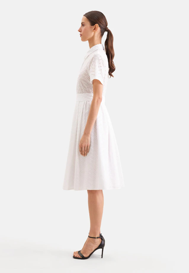Stickerei Hemdblusenkleid mit schwingendem Rock, slim in Weiß |  Seidensticker Onlineshop