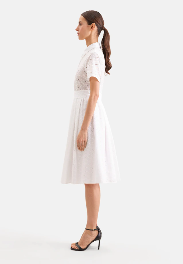 Stickerei Hemdblusenkleid mit schwingendem Rock, slim in Weiß |  Seidensticker Onlineshop
