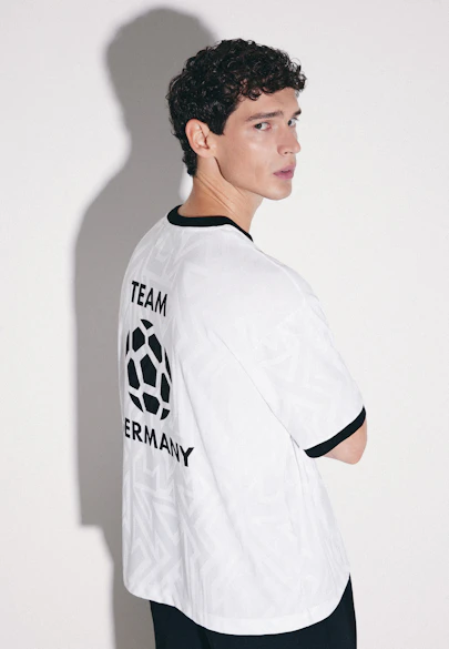 T-shirt tendance en édition limitée Coupe du Monde 2026, Unisex in Blanc |  Seidensticker Onlineshop