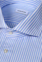 Shaped Business Hemd Gestreift in Mittelblau |  Seidensticker Onlineshop