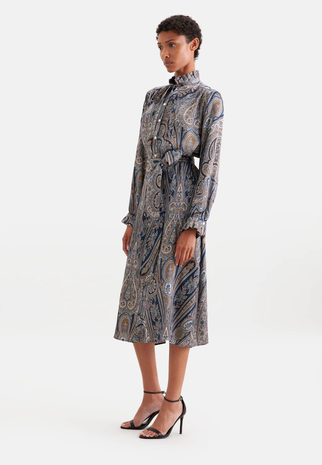 Satiniertes Kleid mit Schluppe und Bindeband in Dunkelblau |  Seidensticker Onlineshop