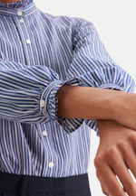 Hemdbluse mit Rüschendetails in Dunkelblau |  Seidensticker Onlineshop